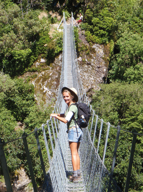 Chronicle around the world : New Zealand