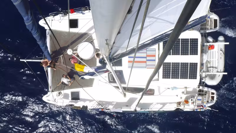 After much research, Greg eventually opted to charter this 2006 Catana 431 which was refitted like new for his Atlantic circuit…