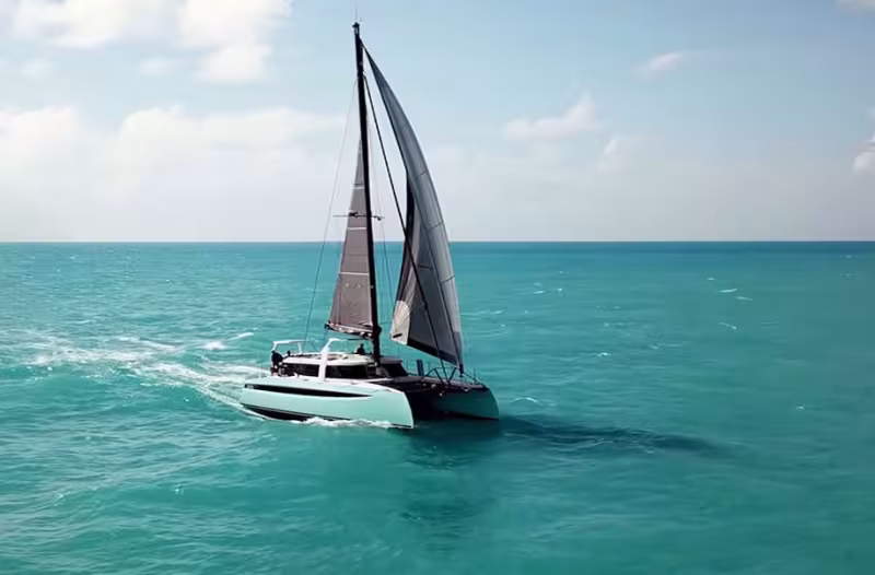HH50 SPORTS CRUISER Catamaran - Boat Review Teaser - Multihulls World