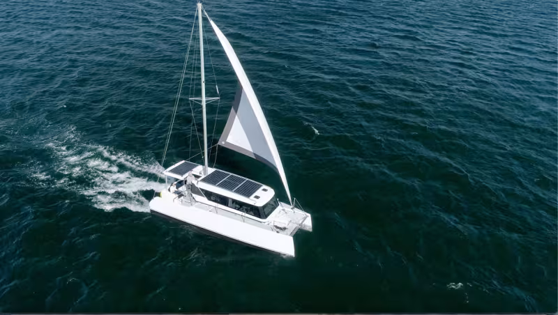 HOPYACHT 30 Electric Catamaran - Boat Review Teaser - Multihulls World