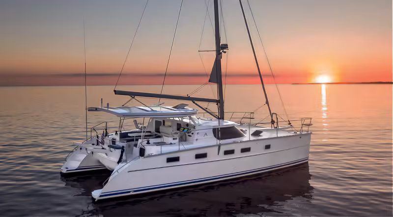 ANTARES 44 HYBRID Catamaran - Walkthrough - Multihulls World