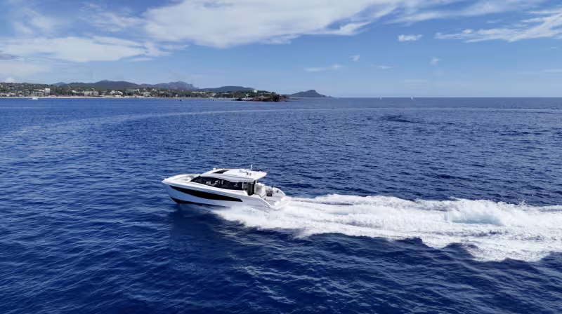 AQUILA 42 Coupe Powercat | Boat Review Teaser | Multihulls World
