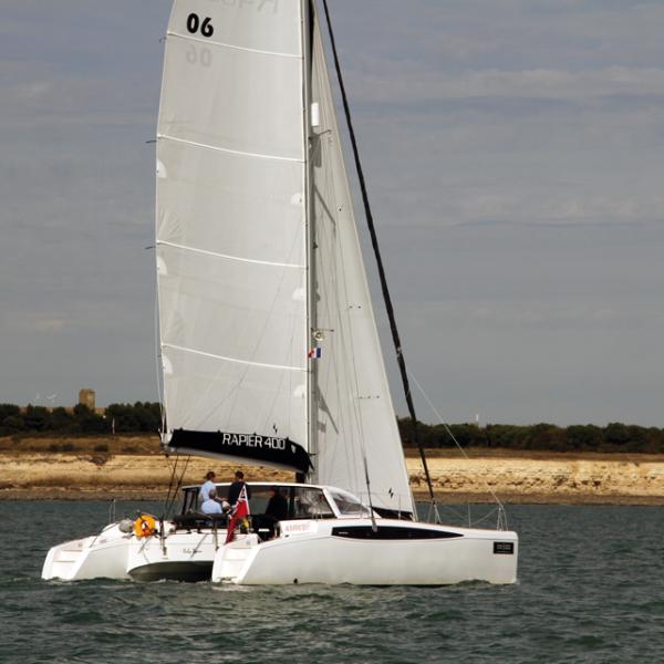 Light and well-canvassed, the Rapier 400 is better than under power from 5-6 knots of wind