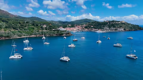 Whether at anchor in Elba or tie up in Punta Ala, the Fountaine Pajot fleet certainly attracted attention!