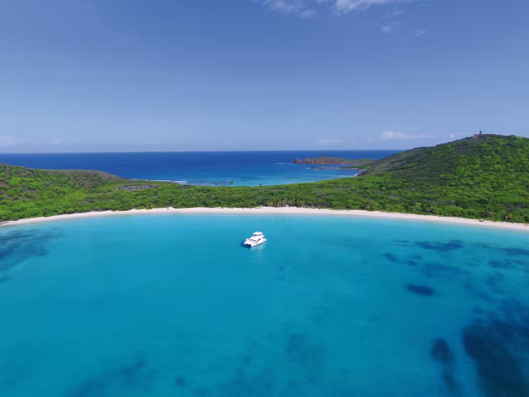 The crystal clear waters of the Spanish Virgin Islands await your arrival.  