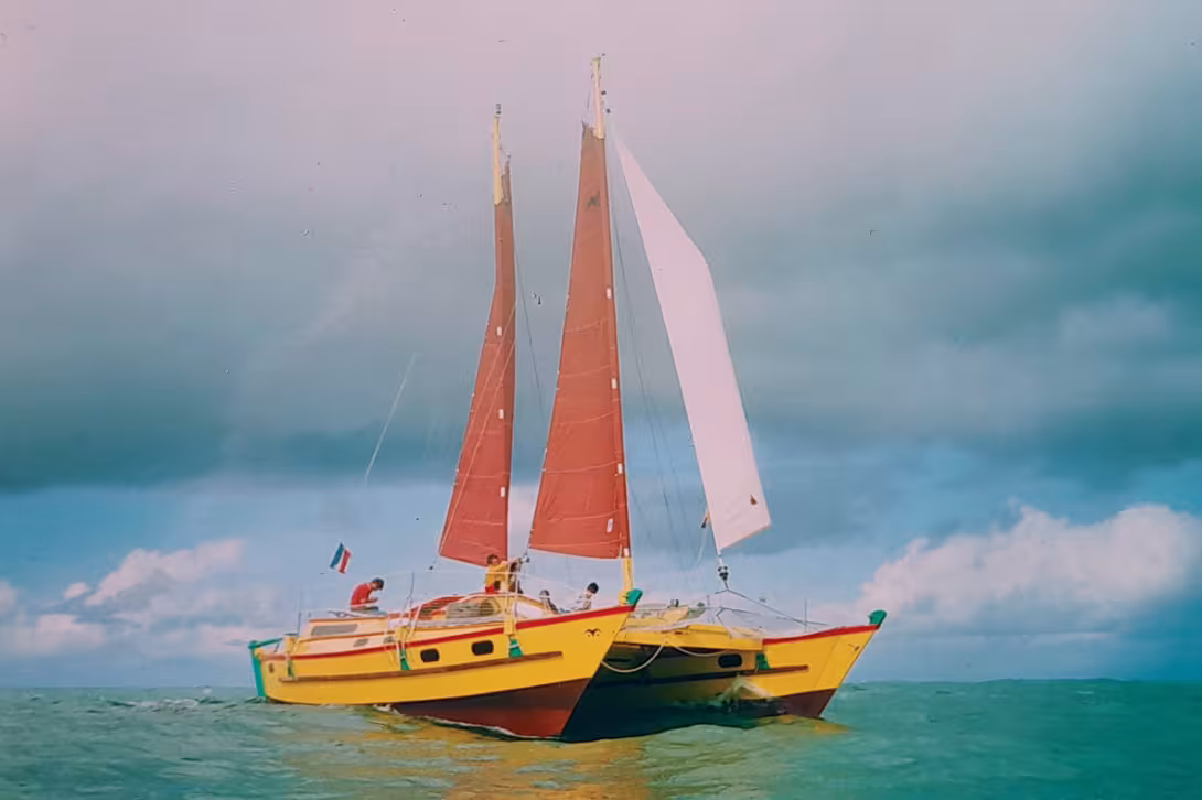 Tiki 38