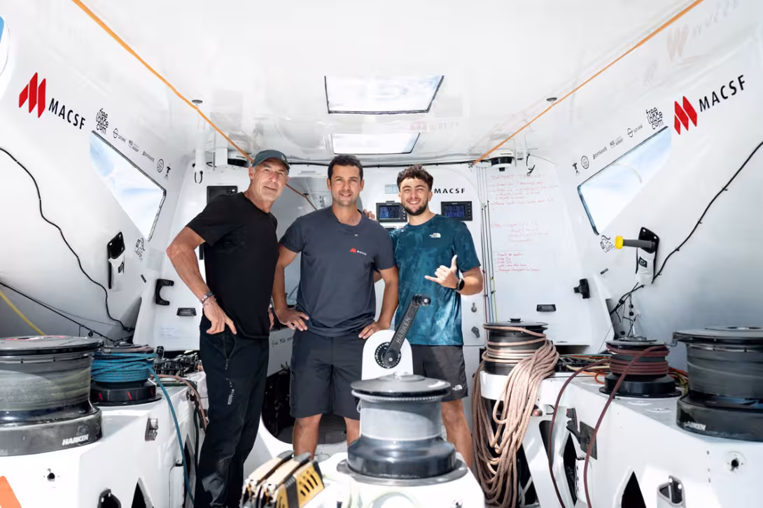 © MACSF - A quick visit from renowned sailor/adventurer Mike Horn for some crew encouragement aboard the MACSF trimaran.