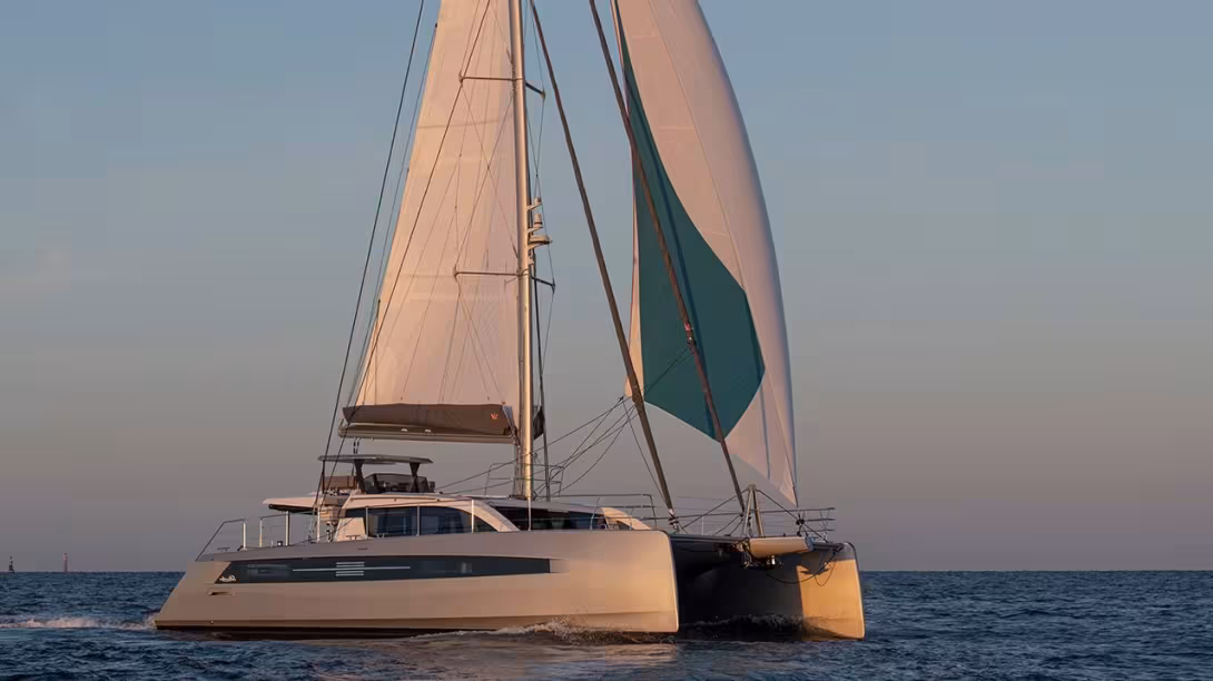PRIVILEGE SIGNATURE 580 Catamaran - Boat Review Teaser - Multihulls World - Multicoques Mag